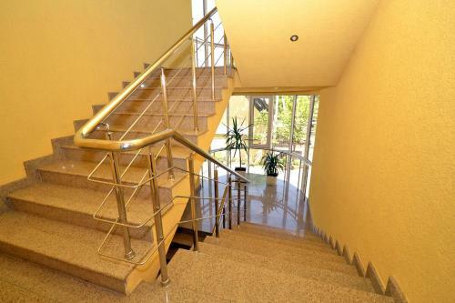 Hotel Gostinitsa Prometei 4