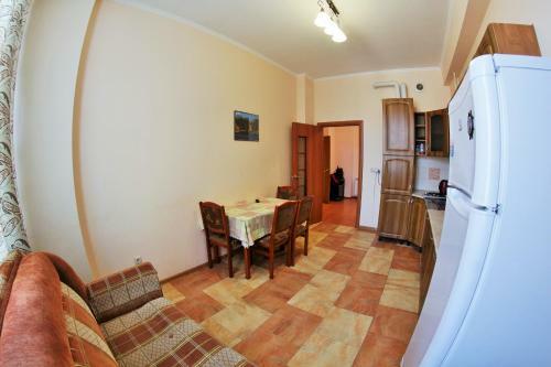 Apartment On Kolkhoznaya
