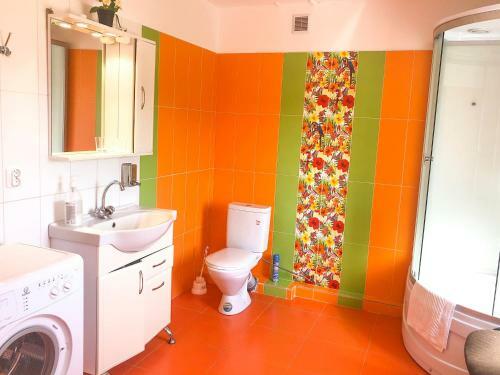 Hostal Omela Family