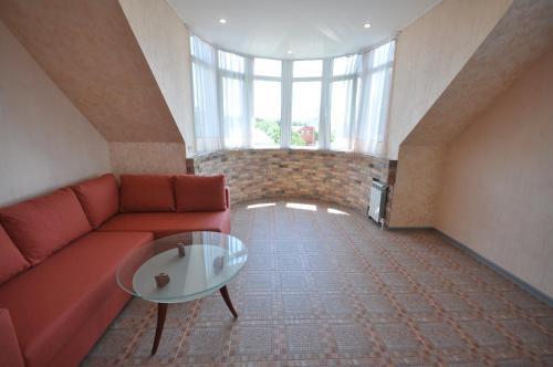 Apartment On Mayachnaya 35/7