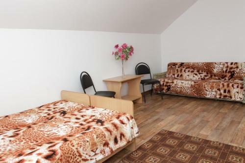 Hostal Gostevoi Dom Na Tonkom Mysy