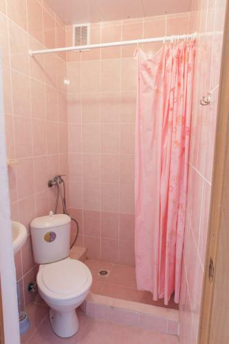 Hostal Gostevoi Dom Na Tonkom Mysy