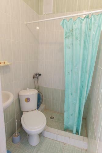 Hostal Gostevoi Dom Na Tonkom Mysy
