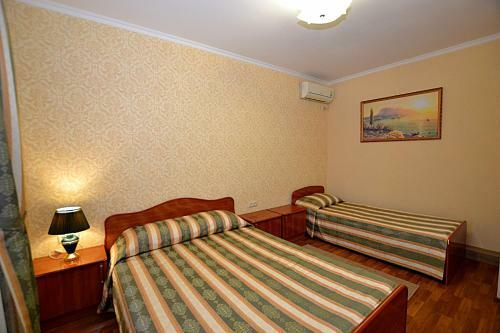 Hostal Poseydon Guest House