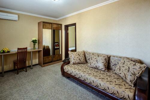 Hostal Gostevoy Dvor Parus Guest House