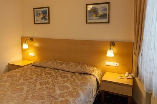 Vodoley Hotel