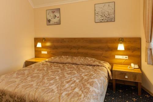 Vodoley Hotel