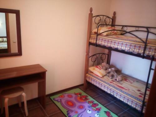 Hostal Guest House Leto