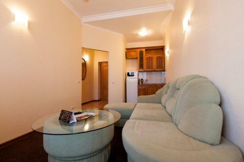 Izhhotel