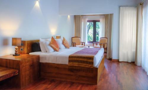 The Deer Park Hotel