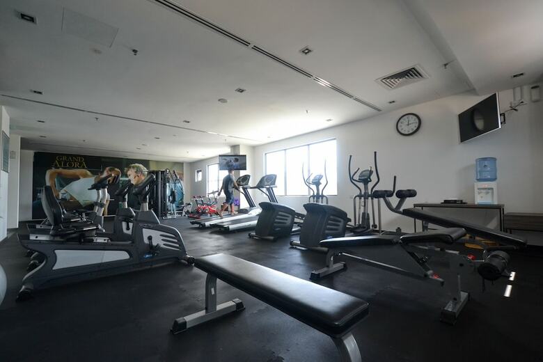 Grand Alora Hotel