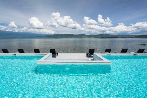 Romantique Dojran Hotel