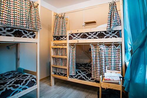 Wanna Sleep Hostel