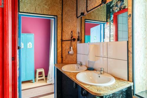 Albergue United Colors Home