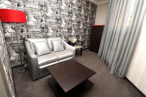 Korona Hotel