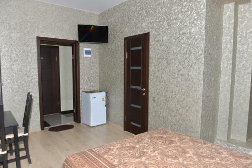 Hostal Jemchujina Guest House