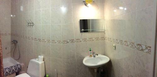 Hostal Jemchujina Guest House