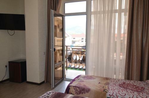 Hostal Guest House Laza Plaza