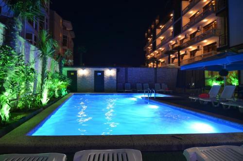 Hostal Guest House Laza Plaza