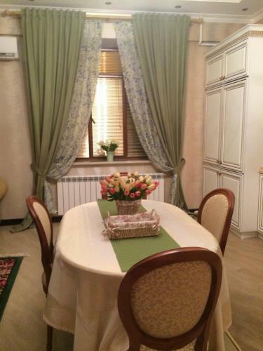 Rose Apartment