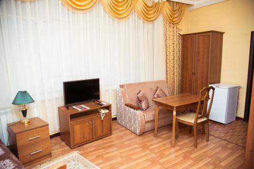 Tarkho Hotel