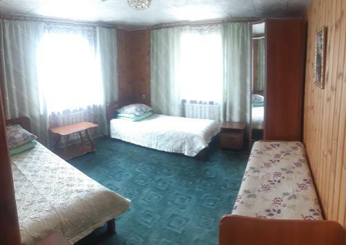 Hostal Guest House Yolochka