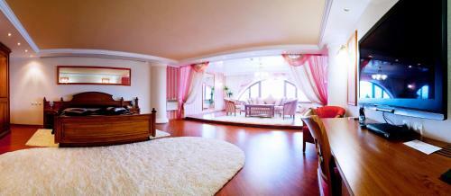 Rent Hotel