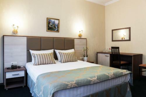 Seven Hills Brestskaya Hotel