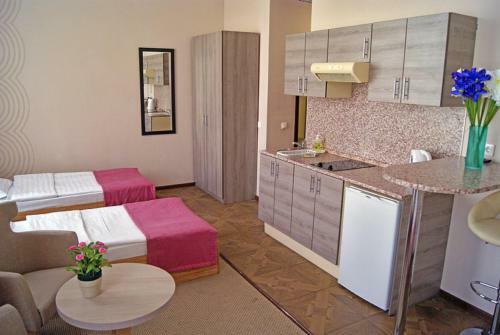 Aparthotel Apart-hotel "hills Hotel"