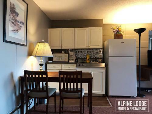 Alpine Motor Inn & Restaurant