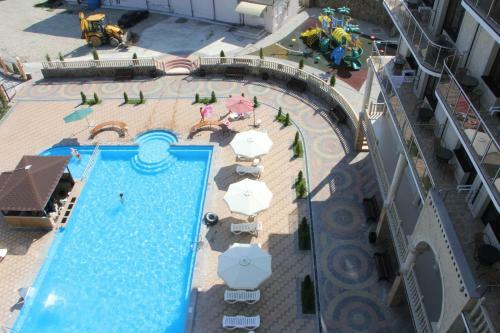Hotel Grand Noy