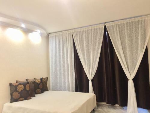 Large Apartment On Startovaya 1
