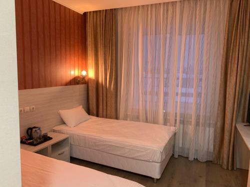 Hotel Aviator
