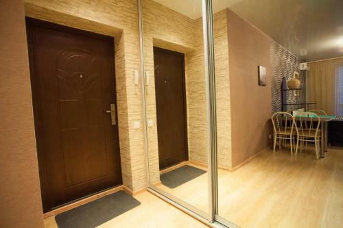Luxury Apartment On Maslennikova 72