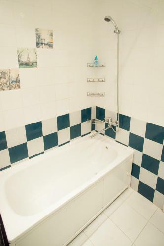 Luxury Apartment On Maslennikova 72