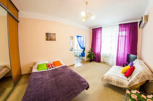 Rent-?????? Apartment On Maslennikova 9