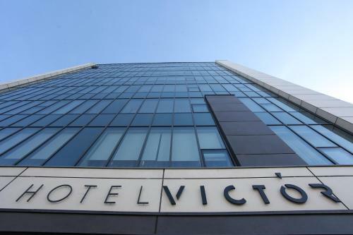 Victor Hotel