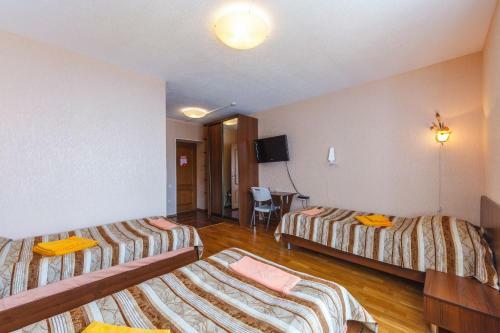 Dlinniy Bereg Hotel