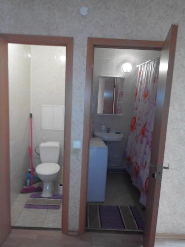 Apartment On Rostovskaya