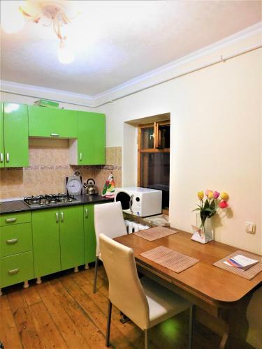 Apartment On Lenina 20