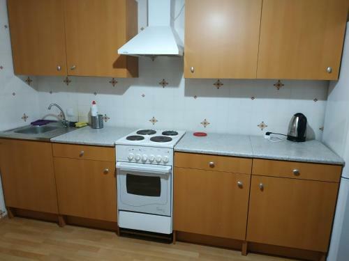 Apartment Near Turner Institute
