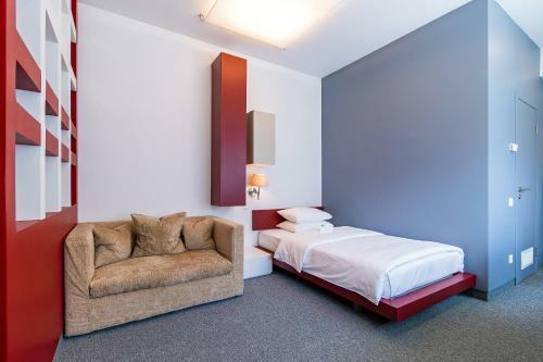 Pamir - Tyan-shan Hotel