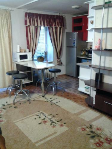 Apartment On Karelskaya 75