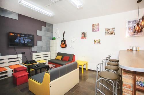 Hostel Etazh
