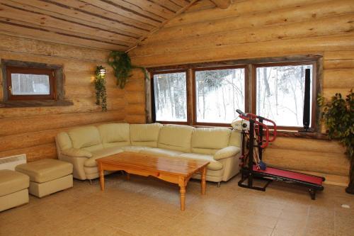 Hostal Guest House Tri Medvedya