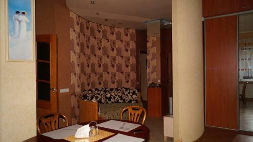 Apartment On Olimpiyskiy Bulvar 2