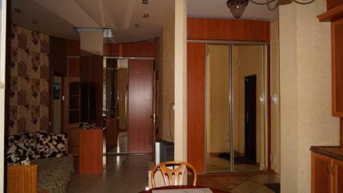 Apartment On Olimpiyskiy Bulvar 2