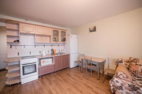 Super Apartment Osipenko 16
