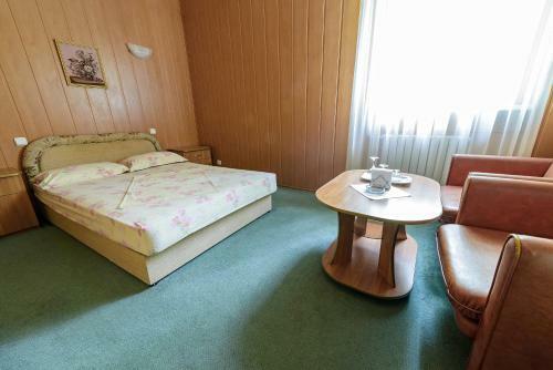 Hotel Pansionat Yunost