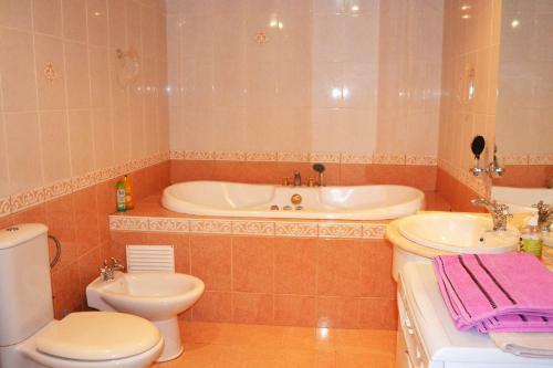 Apartment Na Gidrostroyevskoy